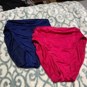 High waisted bath suit bottoms.